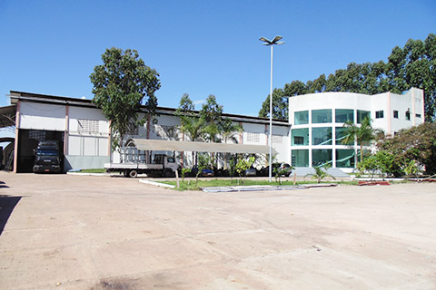 Vidros Temperados, Santana